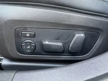 330i xDrive Limo M Sport Pro