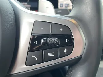 330i xDrive Limo M Sport Pro