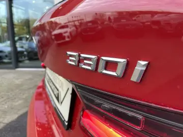 330i xDrive Limo M Sport Pro