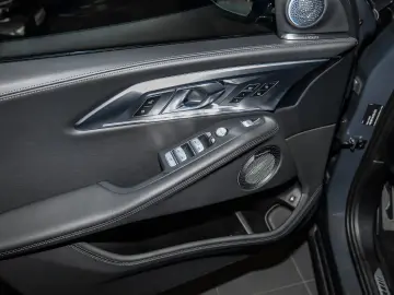 XM M Sport ACC AHK 360 KAM RFK NAVI Laser DAB