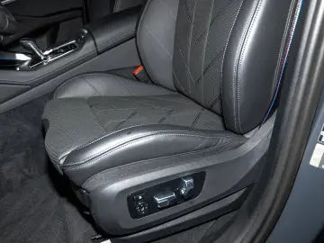 XM M Sport ACC AHK 360 KAM RFK NAVI Laser DAB