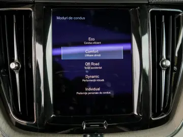 VOLVO XC60 Inscription AWD