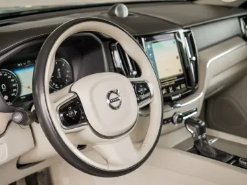 VOLVO XC60 Inscription AWD