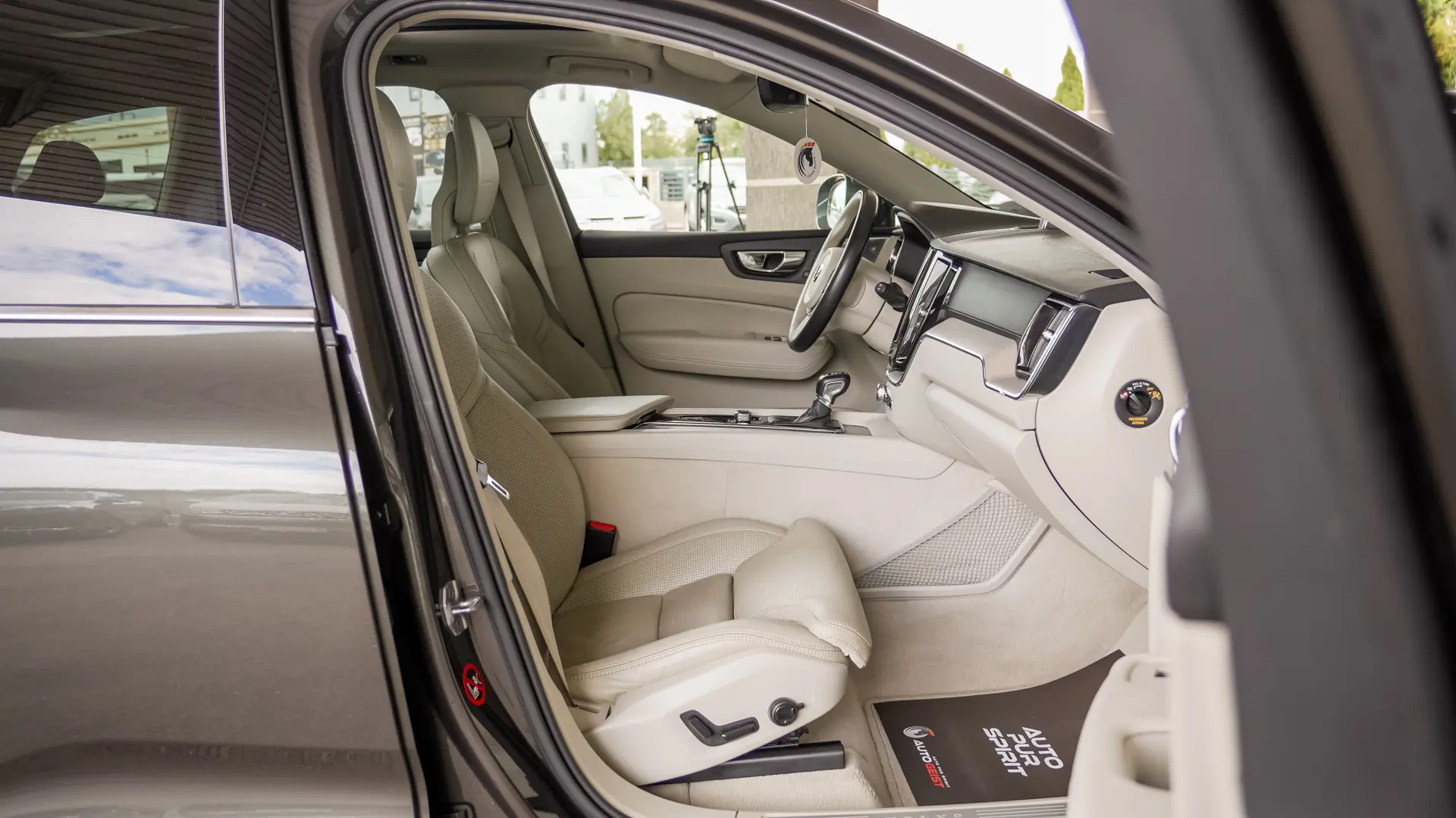 VOLVO XC60 Inscription AWD