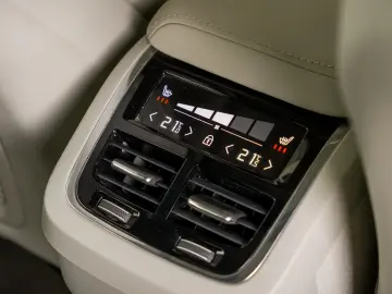 VOLVO XC60 Inscription AWD