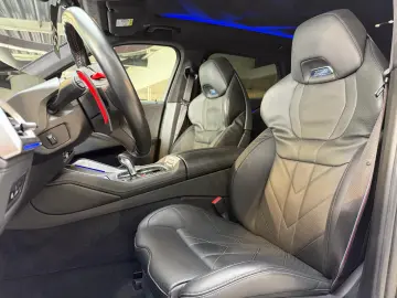 XM M Driver´s H&K Soft-Close Massage