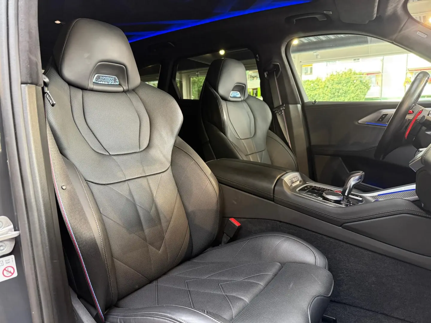 XM M Driver´s H&K Soft-Close Massage