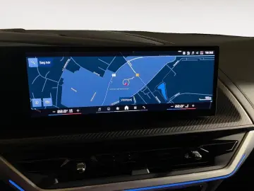 XM 4 4 xDrive 23  M Drivers B&W AHK Massage