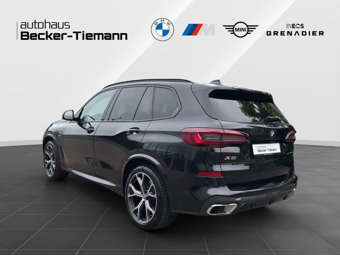 X5 xDrive45e M Sportpaket 2Achs Luftfederung   L