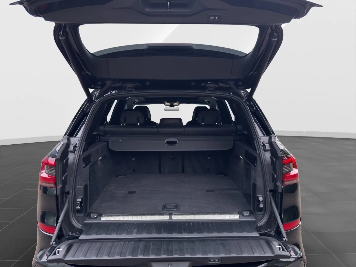 X5 xDrive45e M Sportpaket 2Achs Luftfederung   L