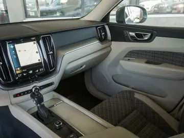 VOLVO XC60 D4 INSCRIPTION AWD