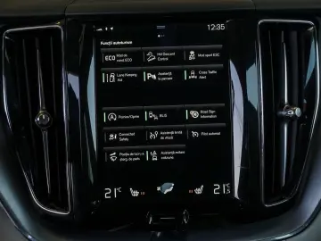 VOLVO XC60 D4 INSCRIPTION AWD