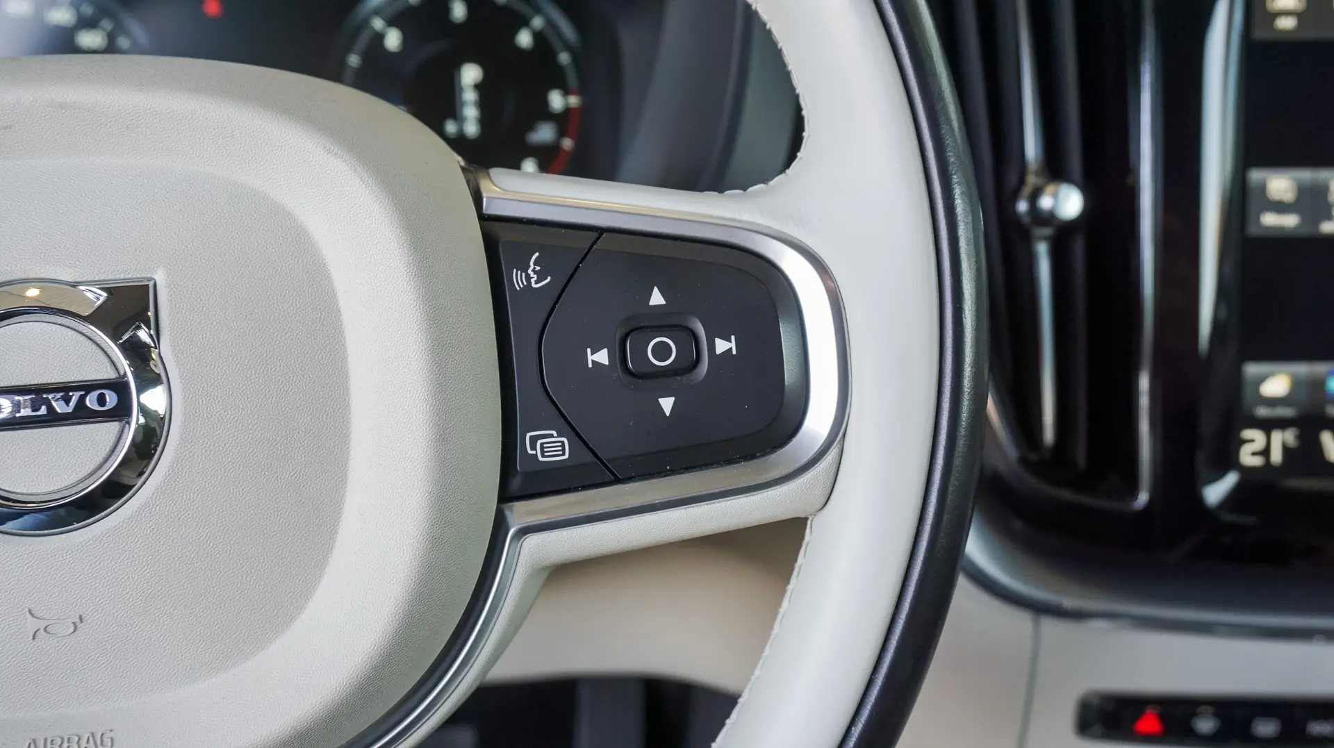 VOLVO XC60 D4 INSCRIPTION AWD