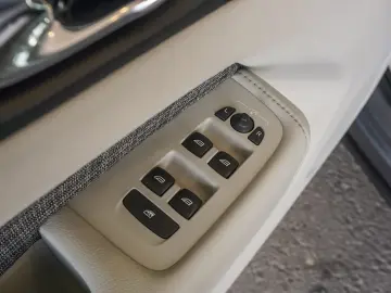 VOLVO XC60 D4 INSCRIPTION AWD