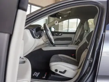 VOLVO XC60 D4 INSCRIPTION AWD