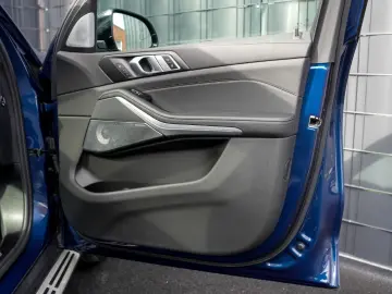 X5 xDrive 40 d xLine AHK PANO LED B&W SOUND 1.HD