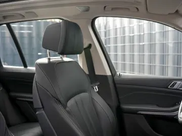 X5 xDrive 40 d xLine AHK PANO LED B&W SOUND 1.HD