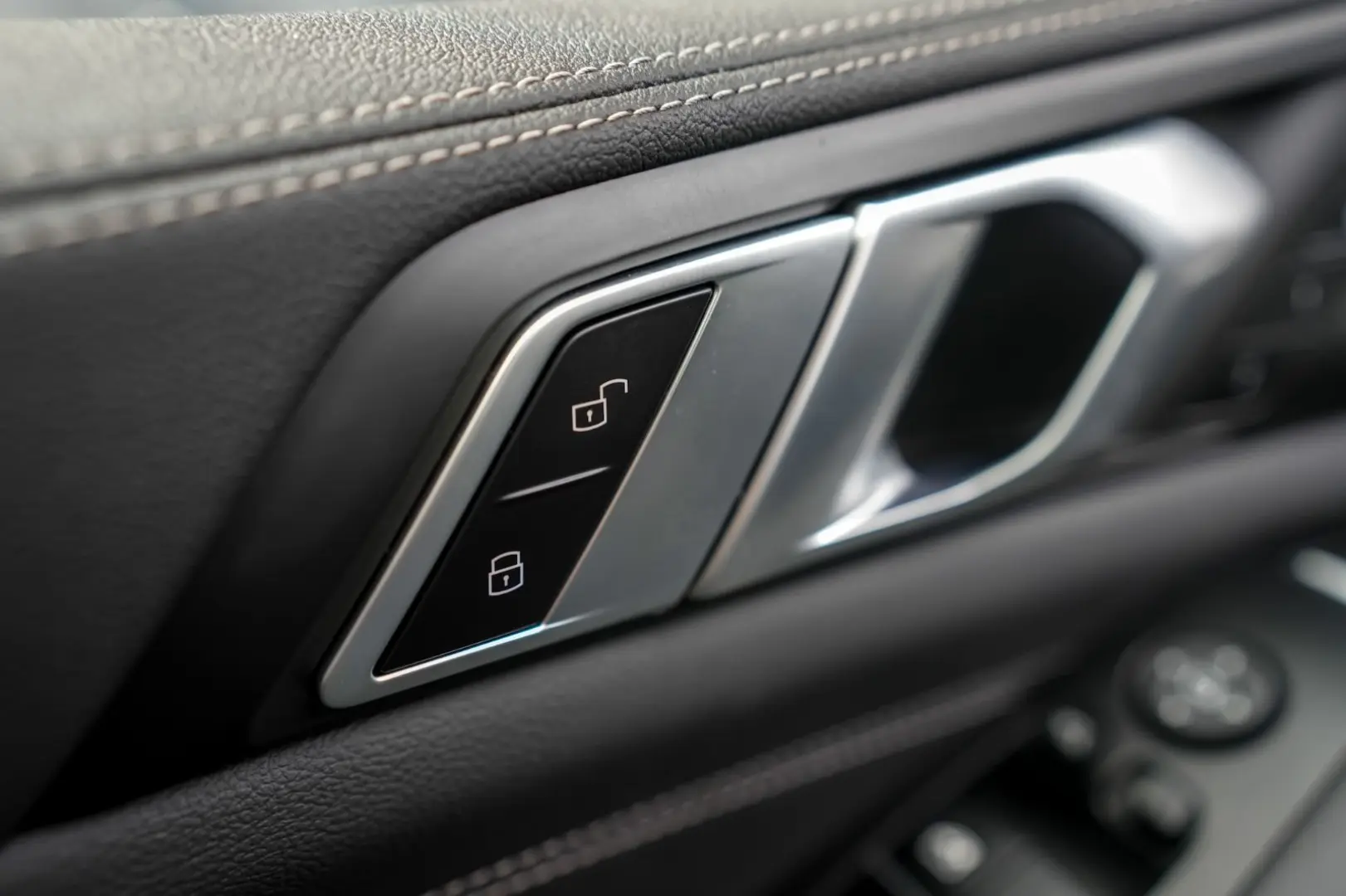 X5 xDrive 40 d xLine AHK PANO LED B&W SOUND 1.HD