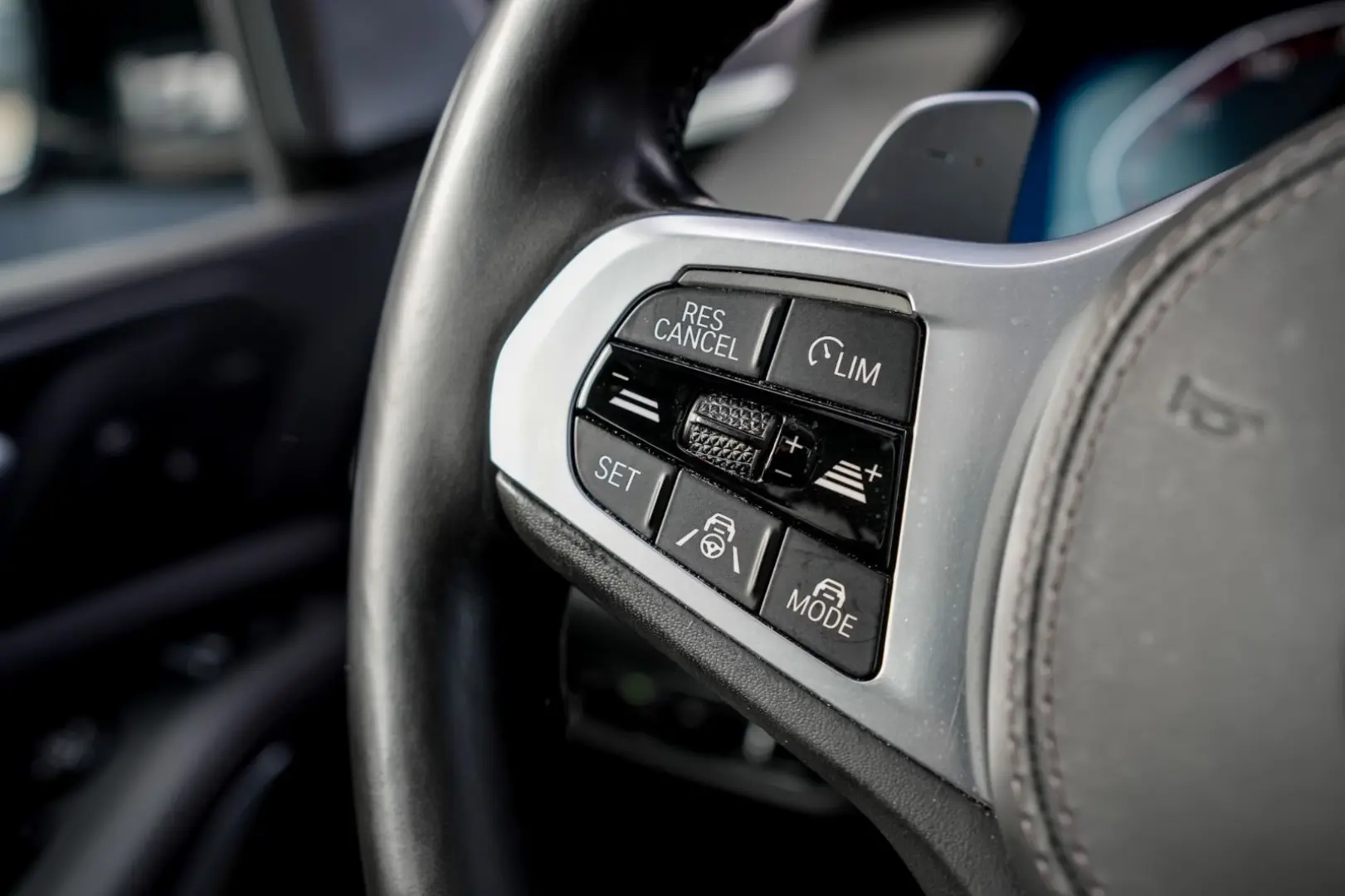 X5 xDrive 40 d xLine AHK PANO LED B&W SOUND 1.HD