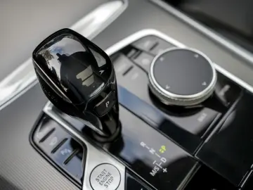 X5 xDrive 40 d xLine AHK PANO LED B&W SOUND 1.HD