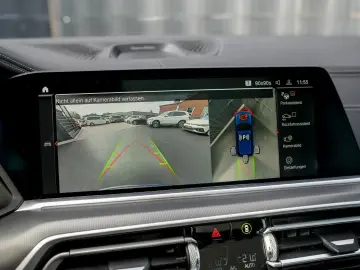 X5 xDrive 40 d xLine AHK PANO LED B&W SOUND 1.HD