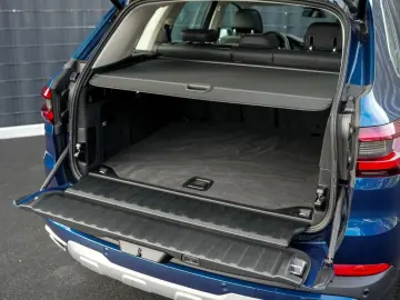 X5 xDrive 40 d xLine AHK PANO LED B&W SOUND 1.HD