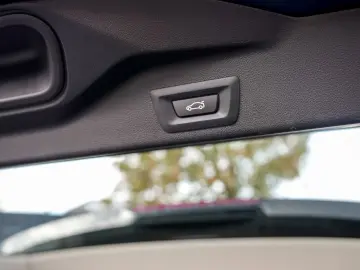 X5 xDrive 40 d xLine AHK PANO LED B&W SOUND 1.HD