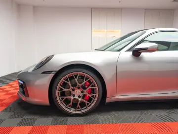 Porsche 911 Carrera 4S Lift