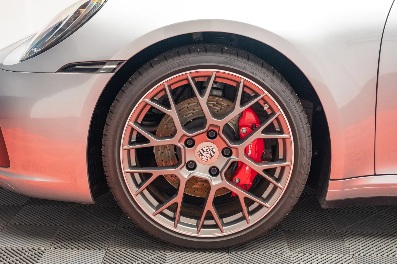 Porsche 911 Carrera 4S Lift