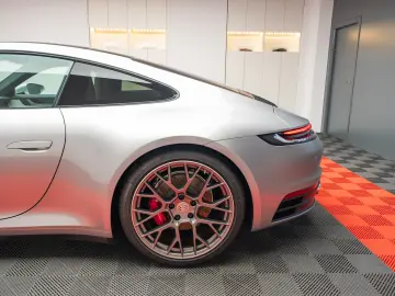 Porsche 911 Carrera 4S Lift