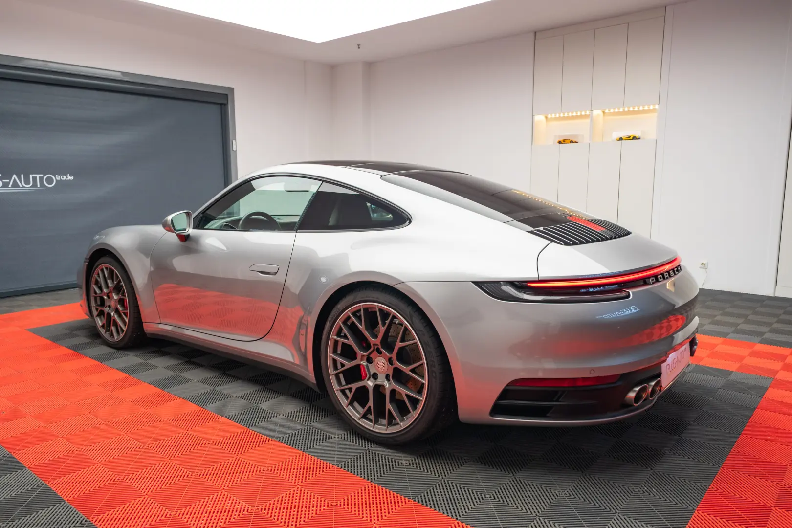 Porsche 911 Carrera 4S Lift