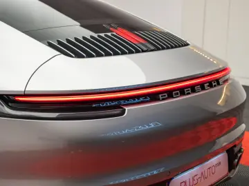 Porsche 911 Carrera 4S Lift