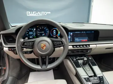 Porsche 911 Carrera 4S Lift