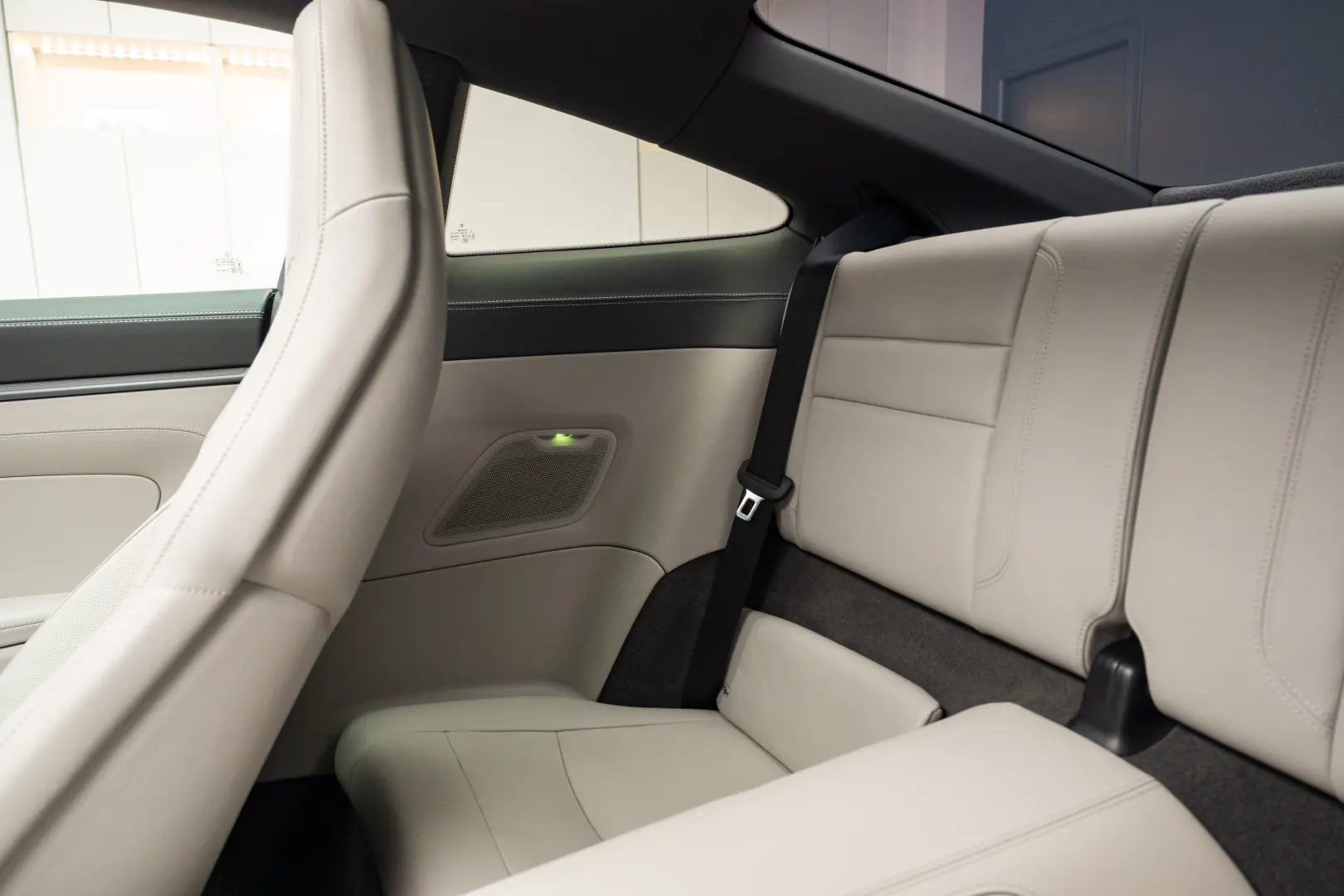 Porsche 911 Carrera 4S Lift