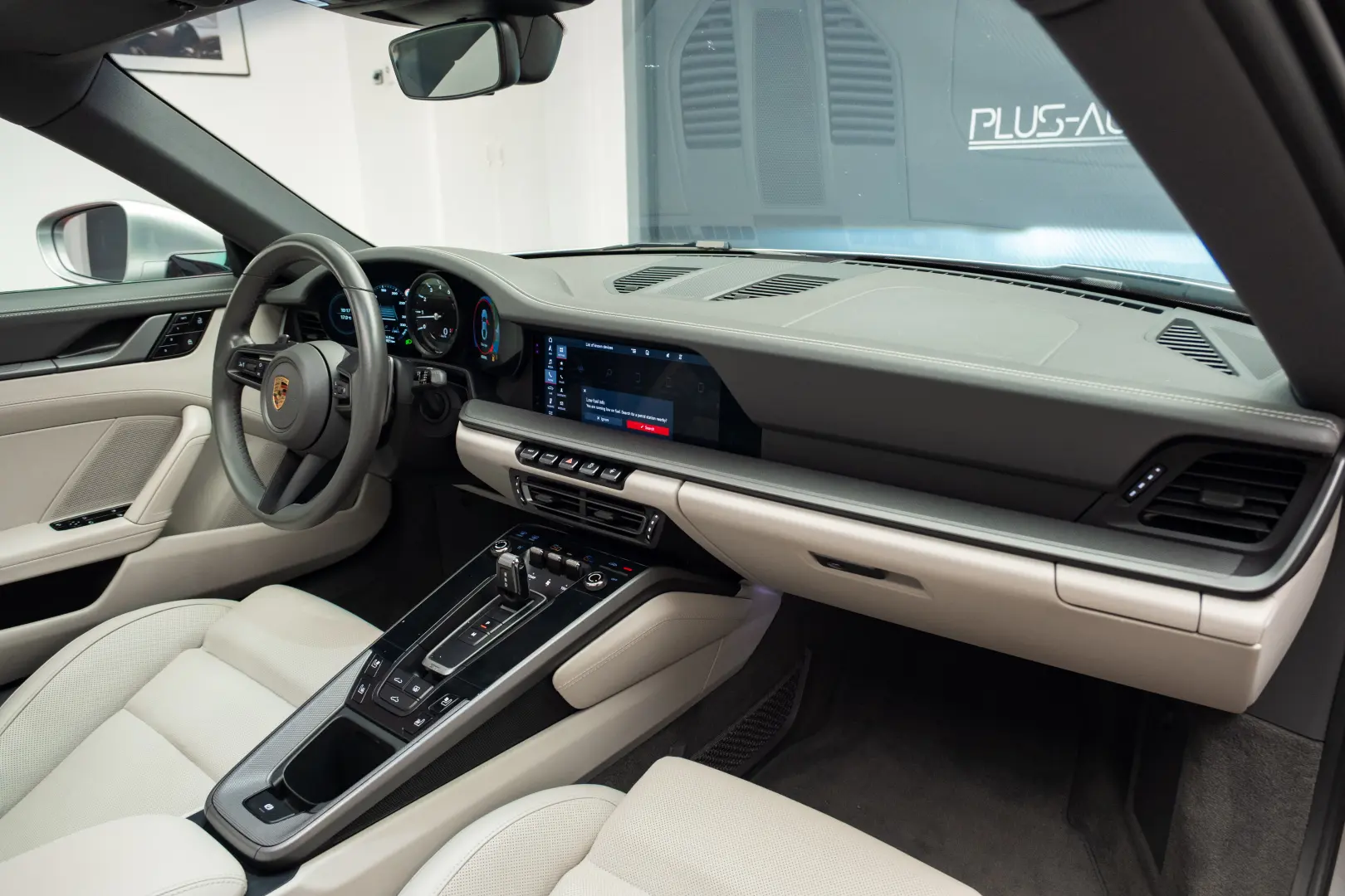 Porsche 911 Carrera 4S Lift