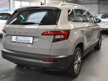 Karoq 1.5 TSI Clever KAMERA LED NAVI SHZ VIRTUAL