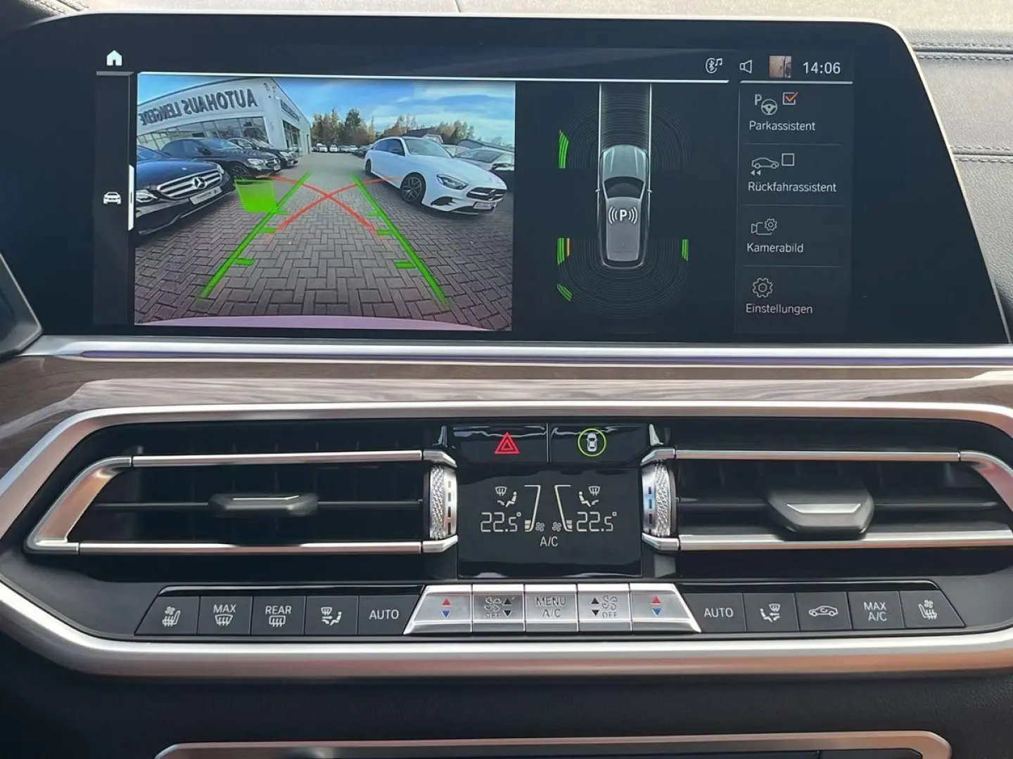 X5 xDrive 40d M-SPORTPAKET PANO AHK STANDHEIZUNG