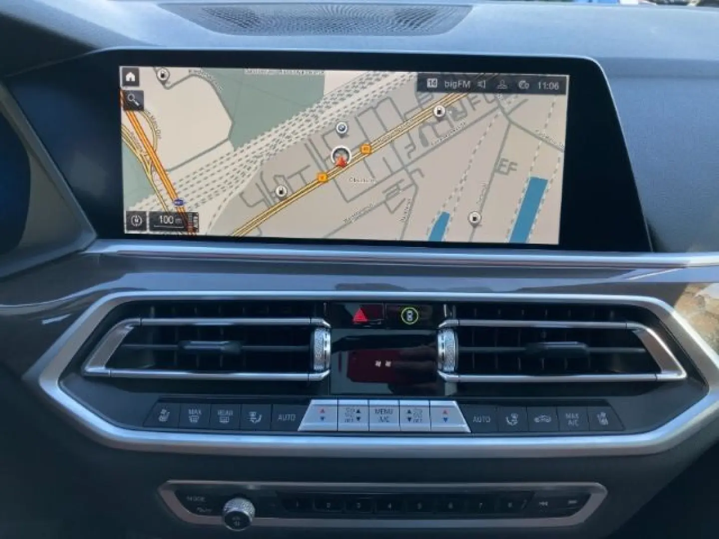 X5 xDr 40d StandHZG Pano AHK Luftfed. Navi Leder