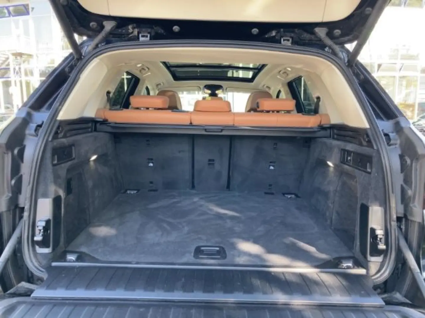 X5 xDr 40d StandHZG Pano AHK Luftfed. Navi Leder