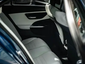 Mercedes-Benz C 200 Lim. 4Matic AMG LED LEDER