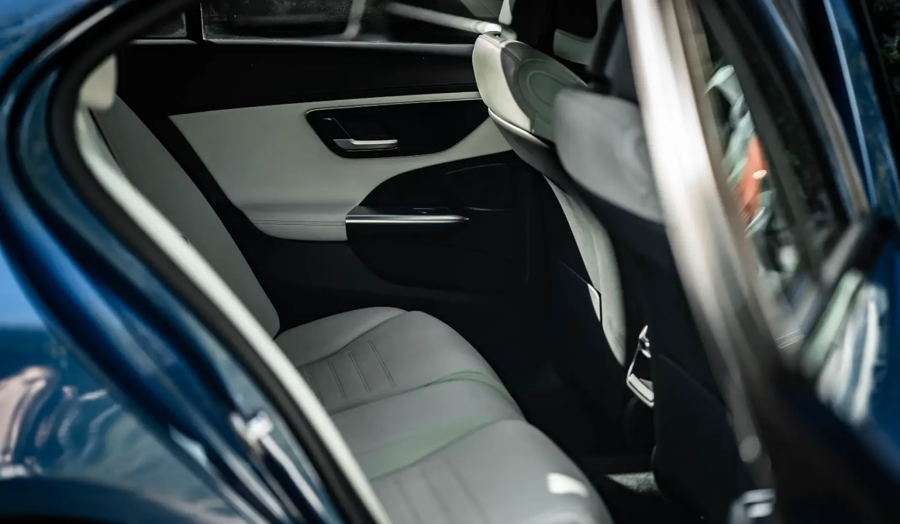 Mercedes-Benz C 200 Lim. 4Matic AMG LED LEDER