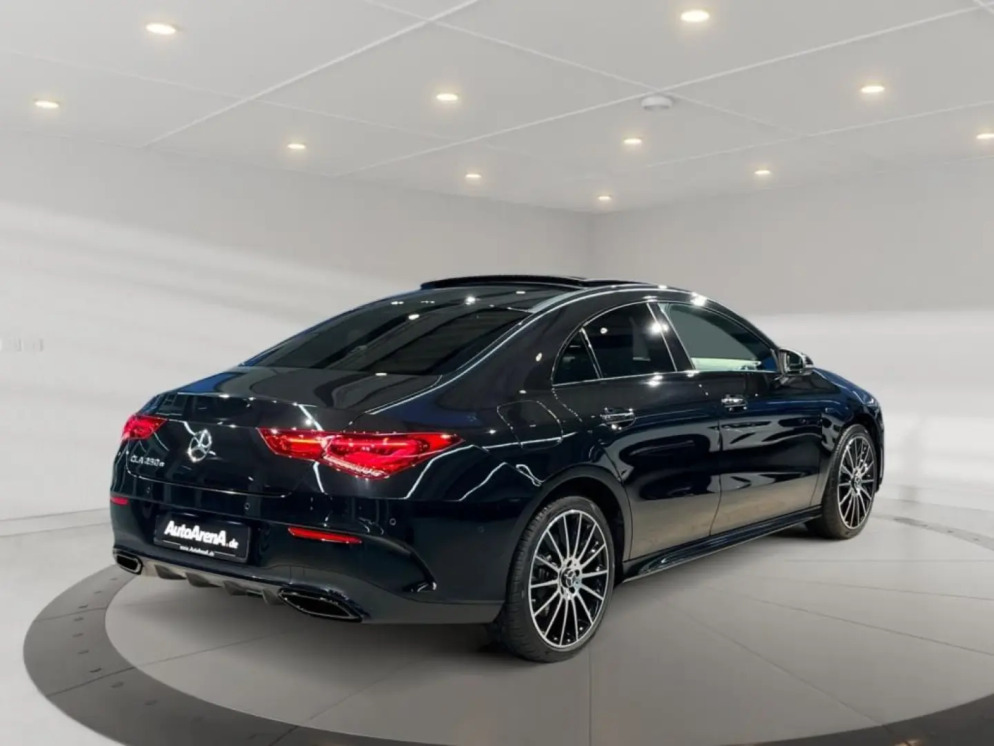 CLA 250 e Coupe AMG  MBUX Wide Navi Pano S-Sitz
