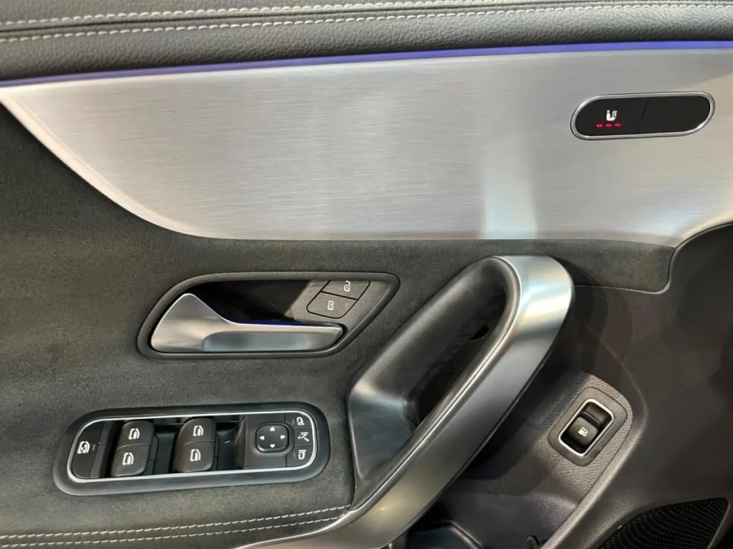 CLA 250 e Coupe AMG  MBUX Wide Navi Pano S-Sitz