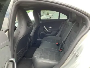 CLA 180 Pano SpurW S-Sitz Night Kam. ParkAss LM