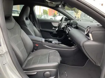 CLA 180 Pano SpurW S-Sitz Night Kam. ParkAss LM