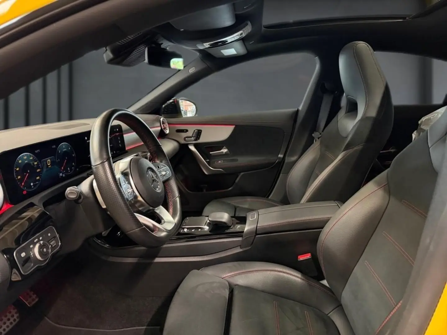 CLA 220 d AMG PANO NIGHT MBEAM AMBIENTE KAMERA