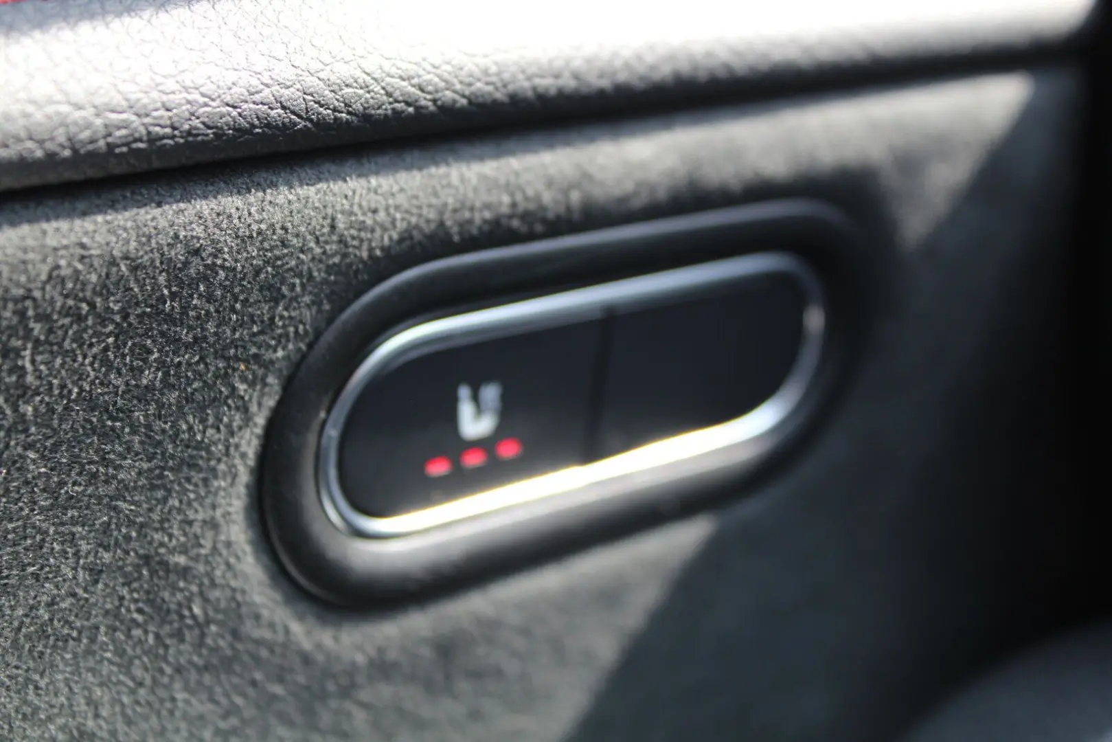 CLA 200 Coupé AMG PANO LED KAMERA NIGHT NAVI DAB