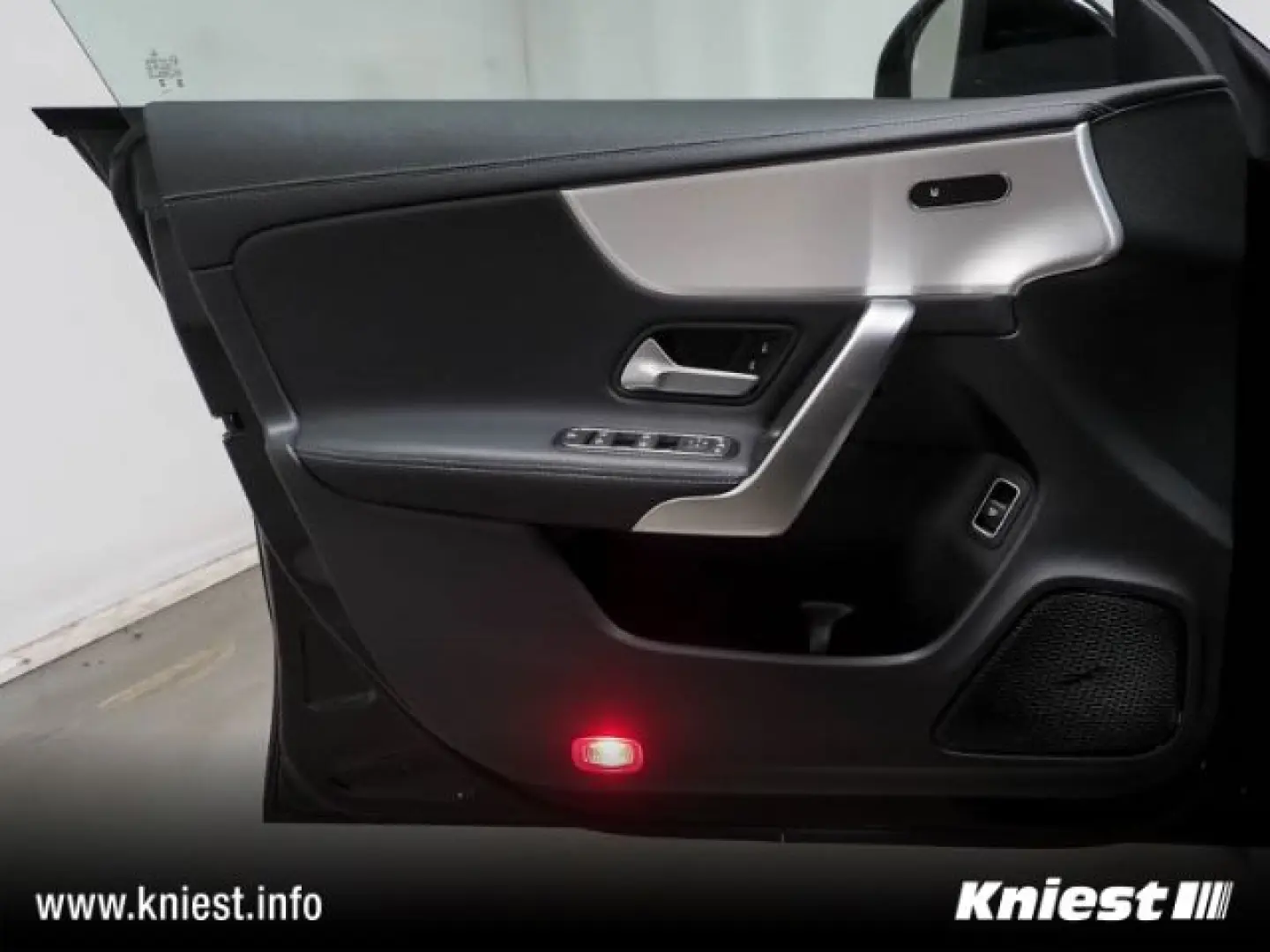 CLA 180 AMG Night Pano LED Kamera Leder Energizi