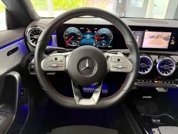 CLA 250e AMG-LINE PANO MBEAM KEYLESS KAMERA NIGH