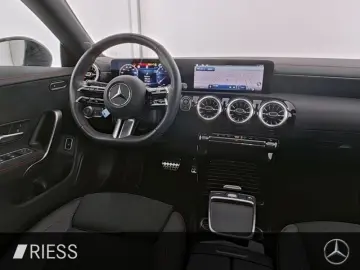 CLA 200 Coupé AMG Sport Night LED Pano Ambi 19''